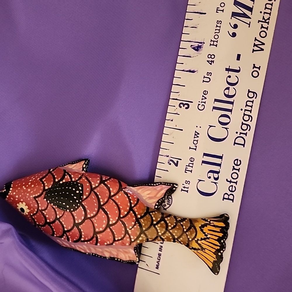 HANDCRAFTED Fish Pin - Picture 4 of 5